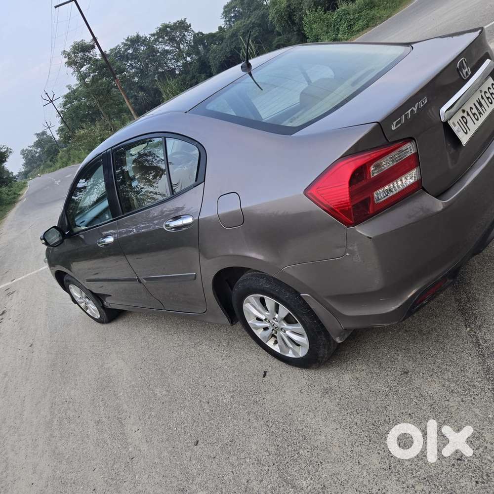 Honda City 2012 Model Registration 21/12/2012 Automatic And Sunroof