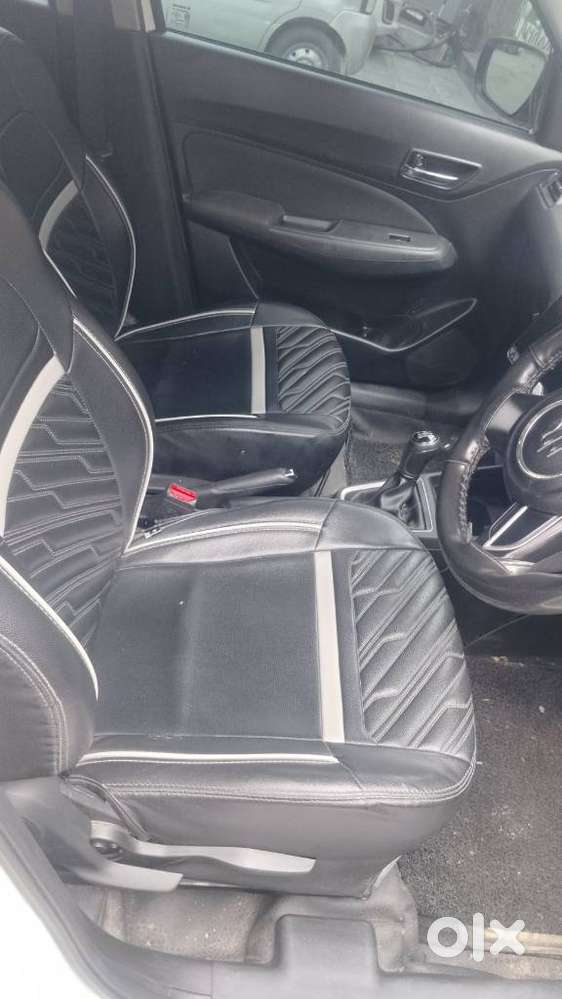 Maruti Suzuki Swift Vxi + Manual, 2022, Petrol