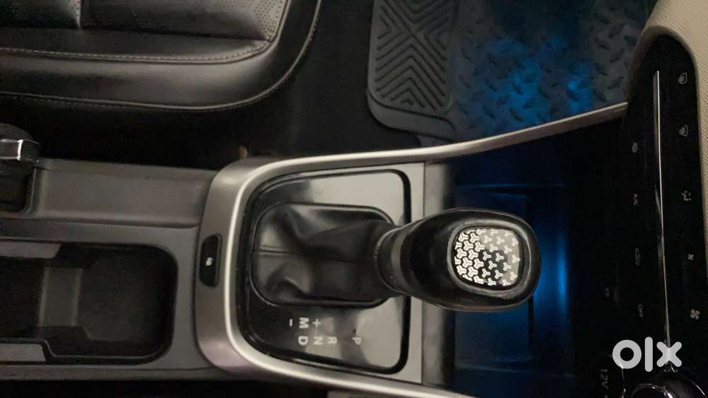 Tata Altroz 1.2 Xza Plus, 2022, Petrol