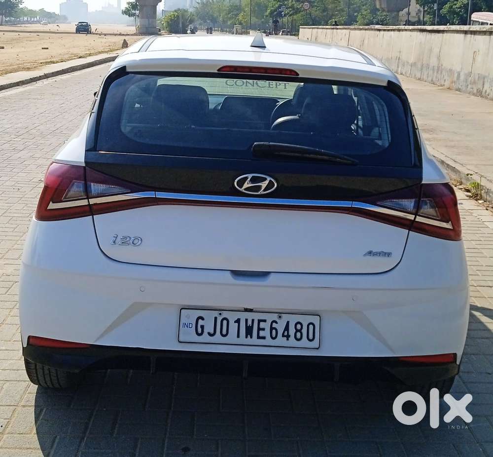 Hyundai I20 Asta 1.4 At With Avn, 2022, Petrol