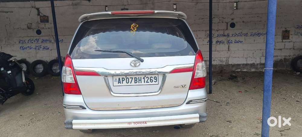 Toyota Innova 2013 Diesel Well Maintained