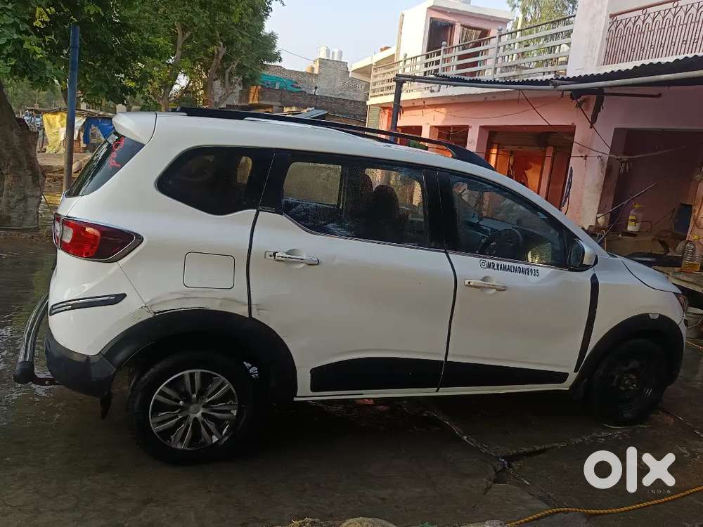 Renault Triber Rxt 2020 Petrol Second Owner