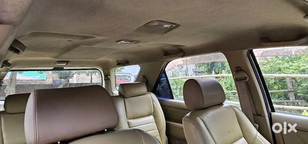 Toyota Fortuner 2010 Diesel 195000 Km Driven