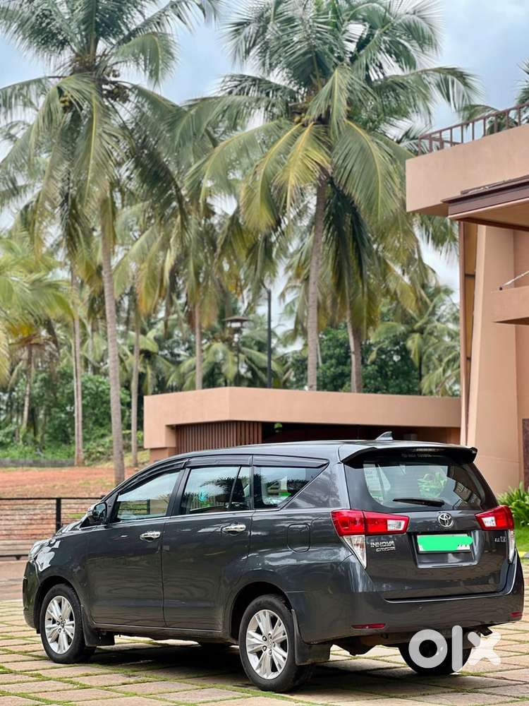 Toyota Innova Crysta 2018