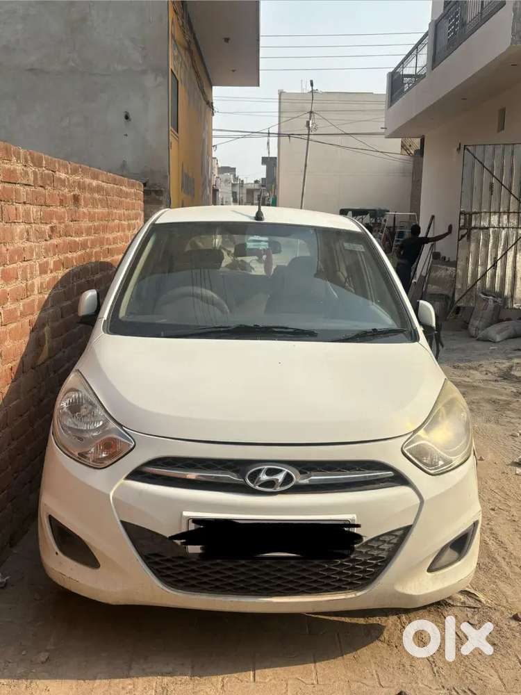 Hyundai I10 Sportz 2012