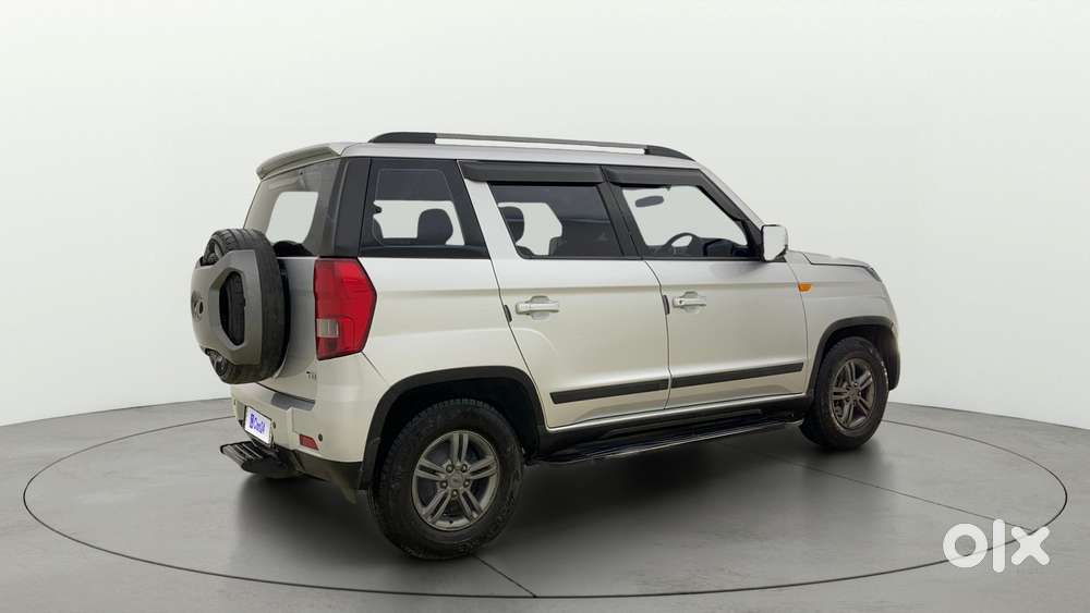 Mahindra Tuv 300 T10, 2019, Diesel