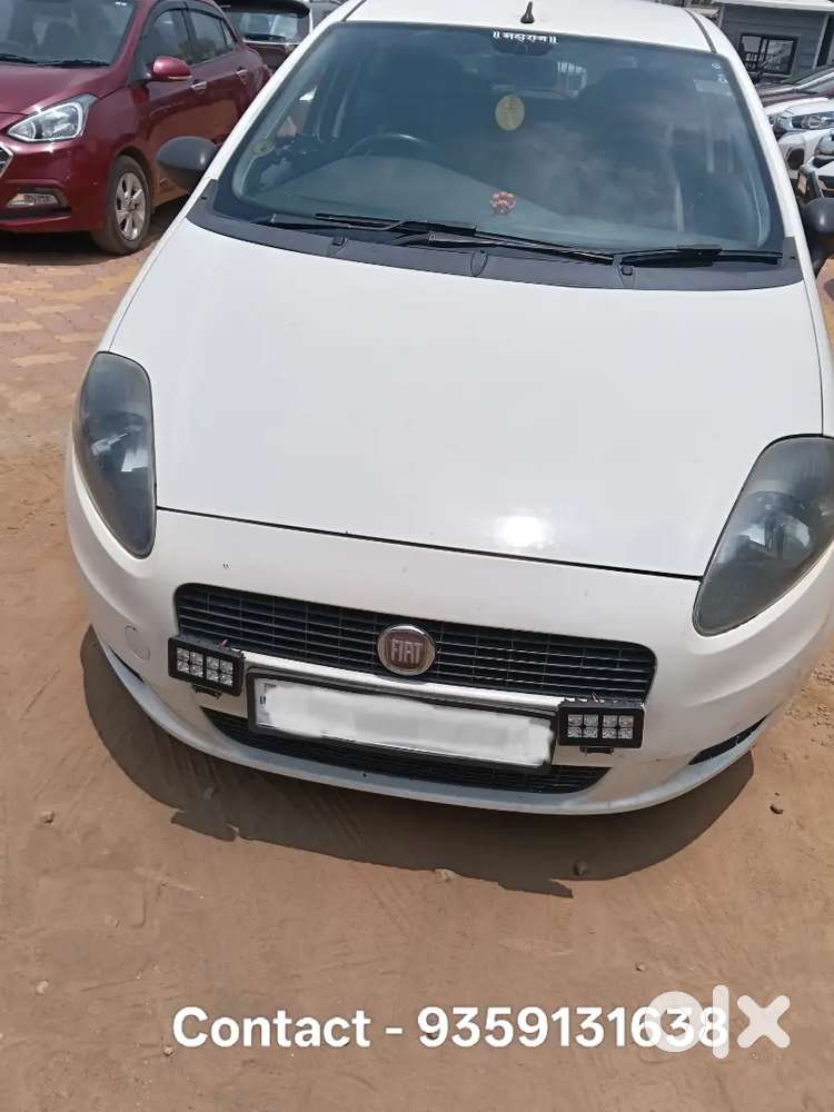 Fiat Punto 2011 Cng & Hybrids 69000 Km Driven