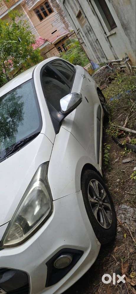 2014 Hyundai Xcent Diesel Top End model Very well maintained