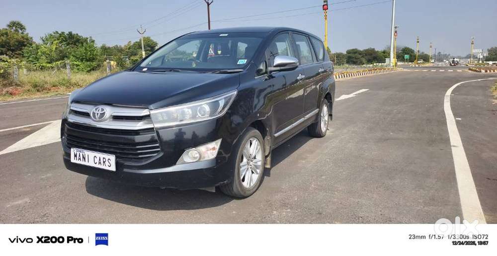 Toyota Innova Crysta 2.8z Automatic, 2018, Diesel