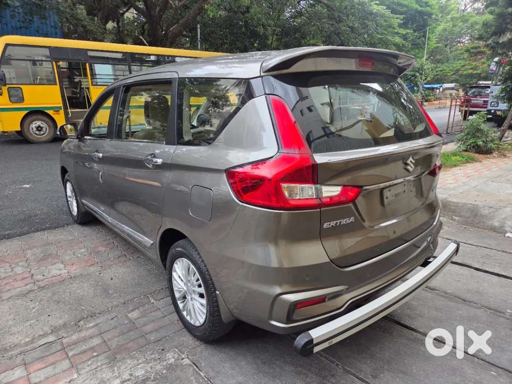 Maruti Suzuki Ertiga 1.5 Vxi, 2022, Petrol