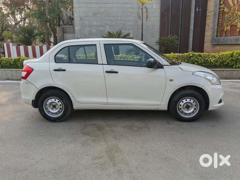 Maruti Suzuki Swift Dzire 1.3 Vxi, 2022, Petrol