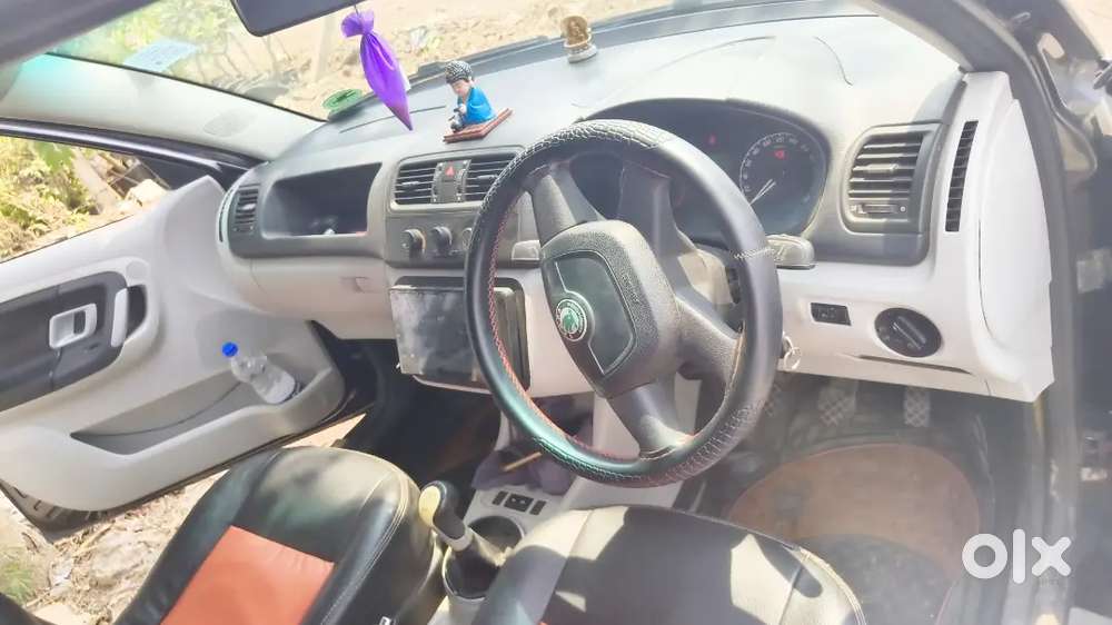 Skoda Fabia 2010 Petrol 86000 Km Driven