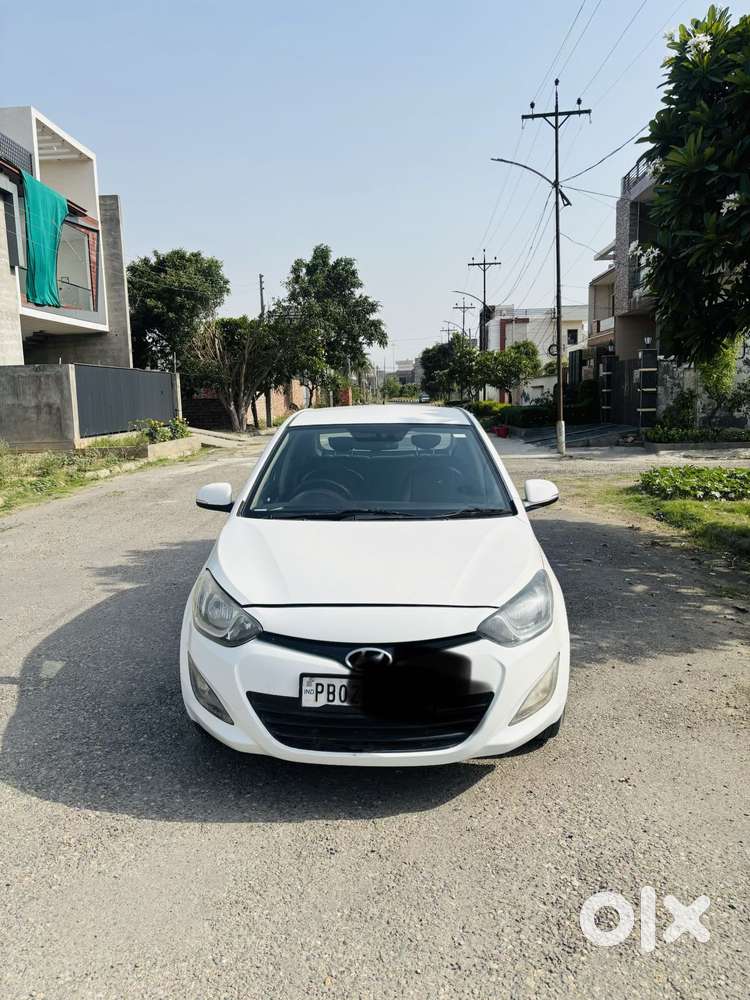 Hyundai I20 1.4 Crdi Sportz 6 Speed Bs Iv, 2013, Diesel