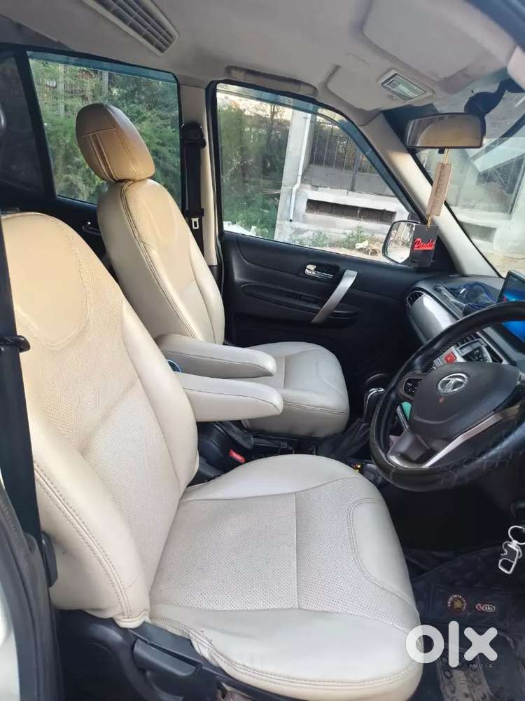 Tata Safari Storme 2016