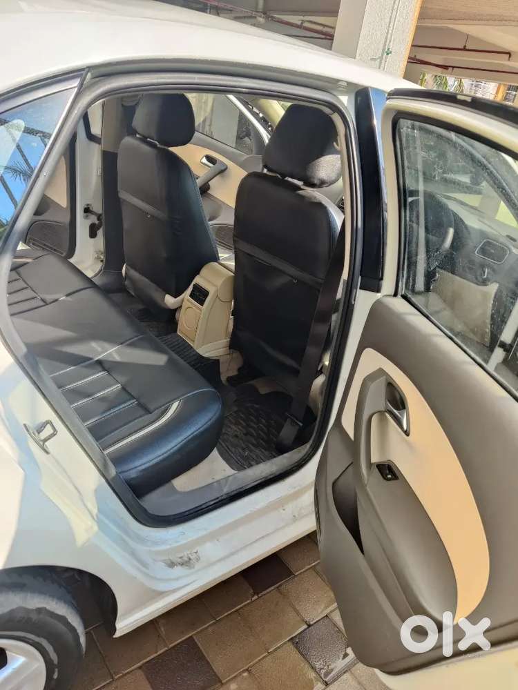 Volkswagen Vento Highline 2012