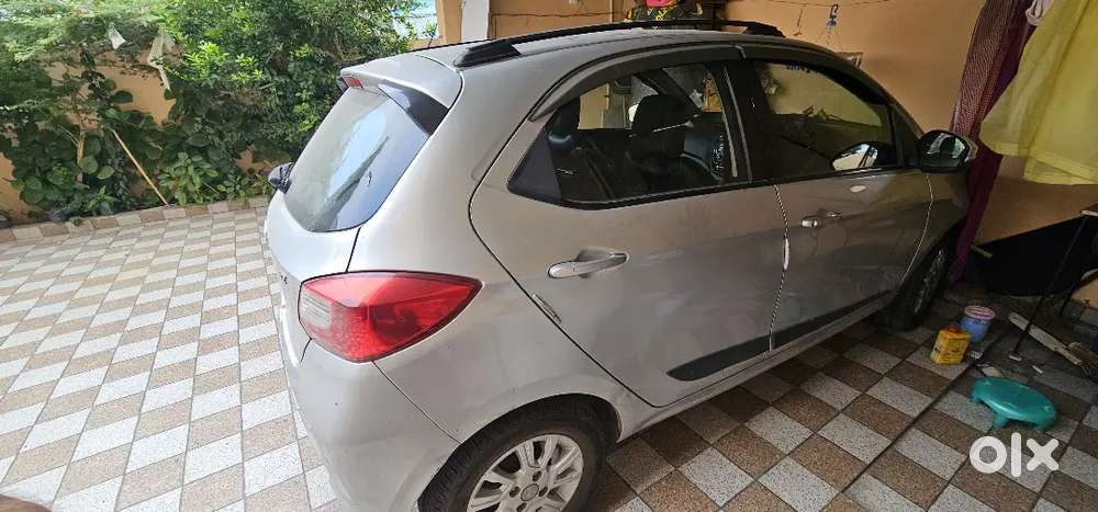 Tata Tiago Xz Petrol Top Model  Single Owner  39,500 Km  No Acciden
