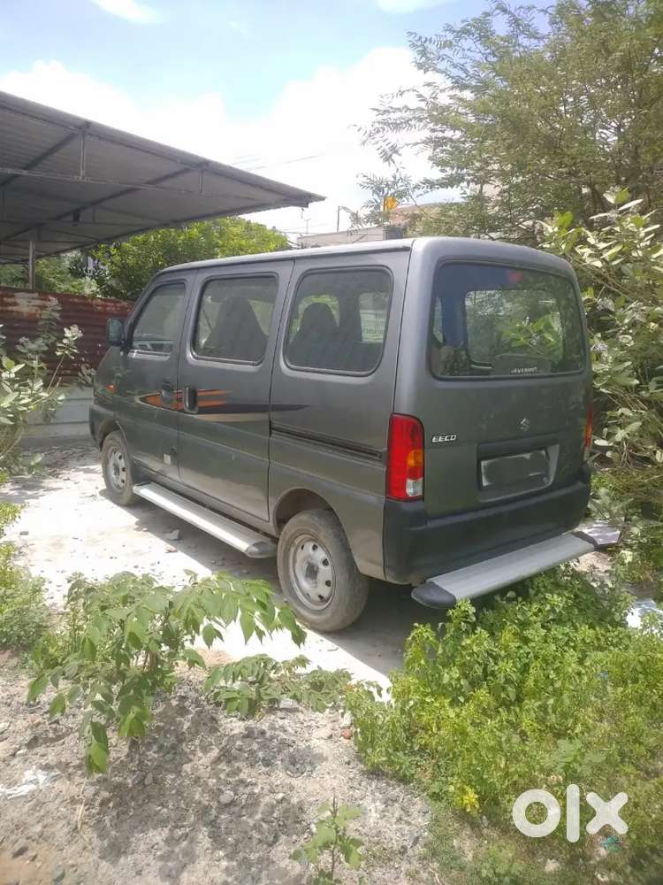 Maruti Suzuki Eeco 2022 Cng & Hybrids 28000 Km Driven