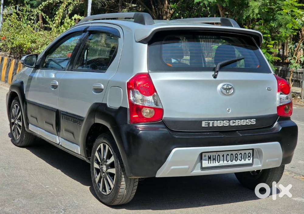Toyota Etios Cross 1.2l G, 2016, Petrol
