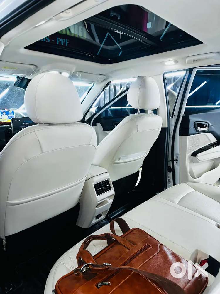 Mahindra Xuv 3xo 2025 Diesel 27000 Km Driven