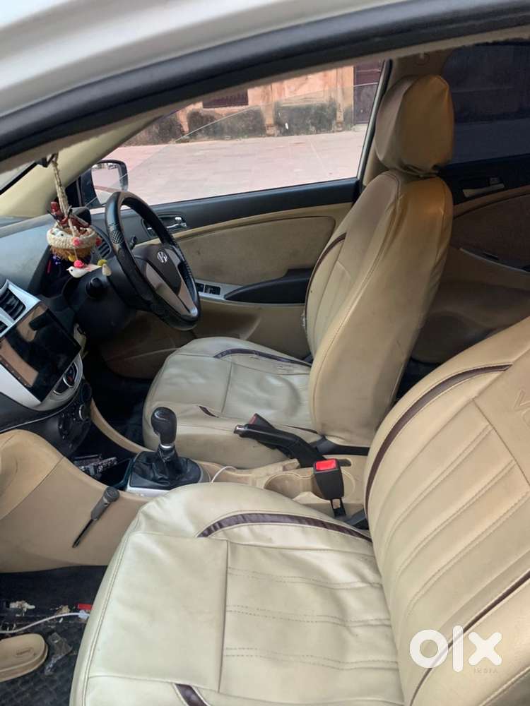 Hyundai Verna Petrol 2012