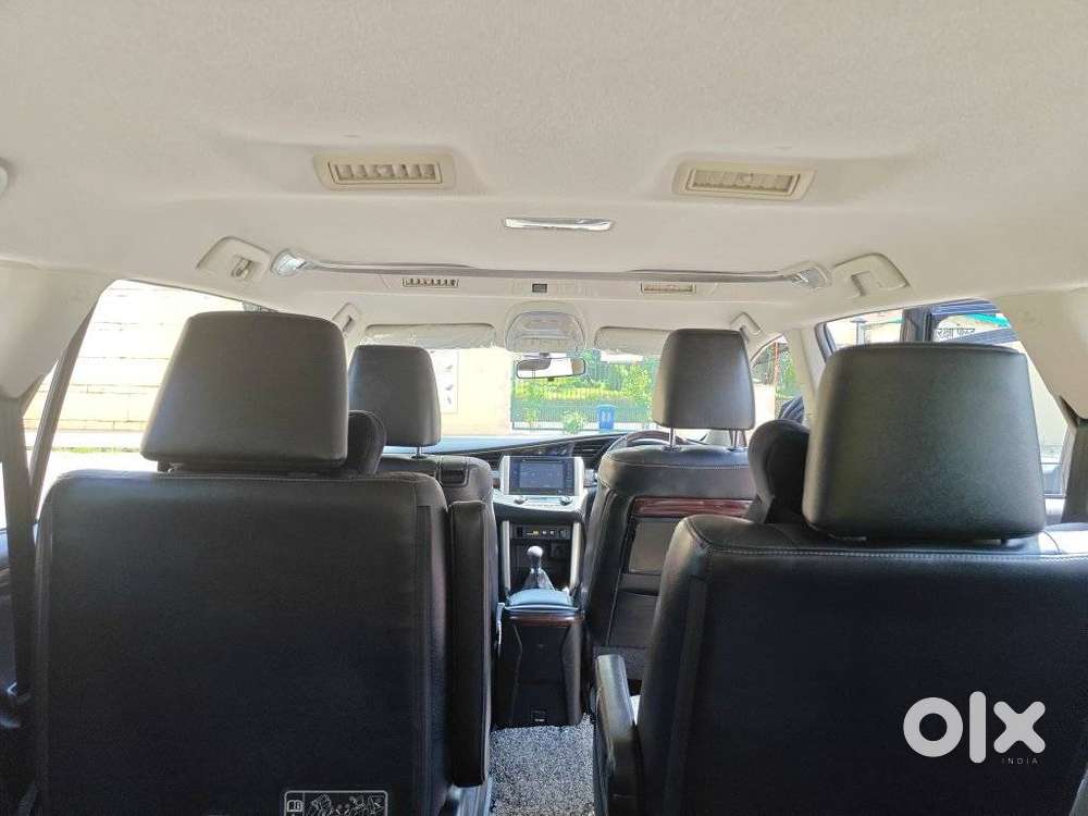 Toyota Innova Crysta 2.4 Z 7 Str, 2016, Diesel