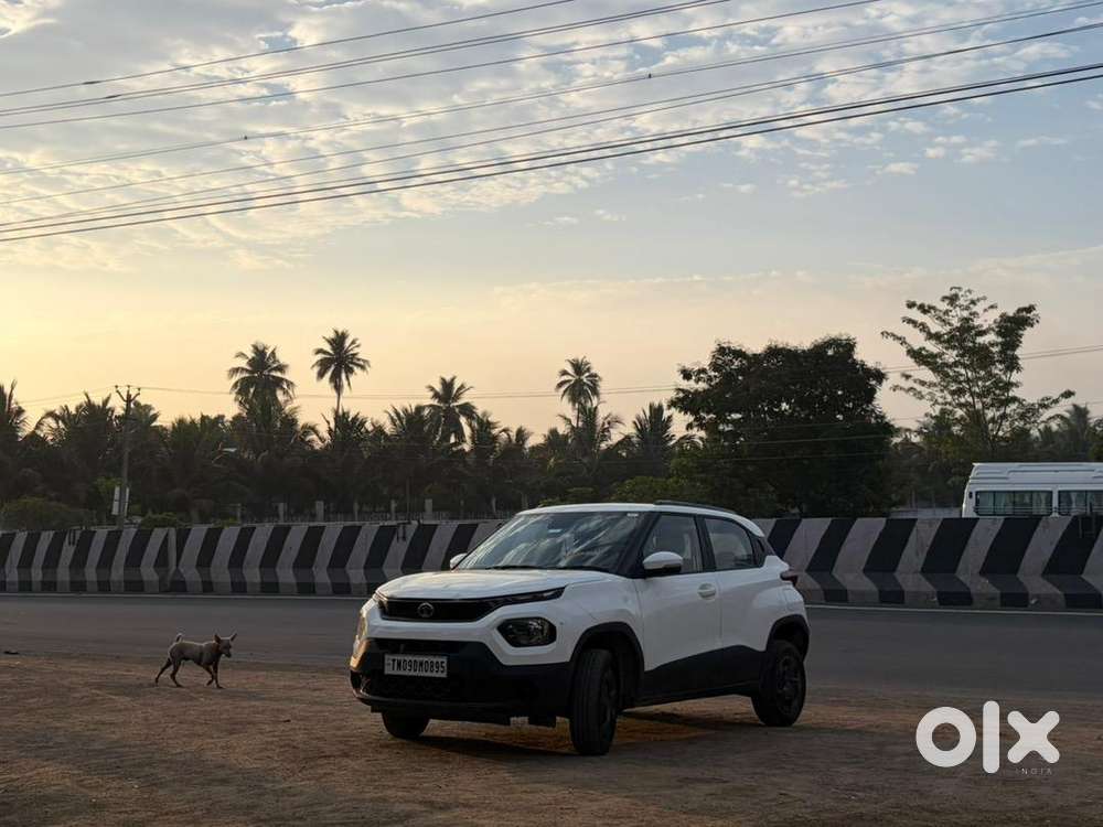 Tata Punch 2025 Petrol 11200 Km Driven