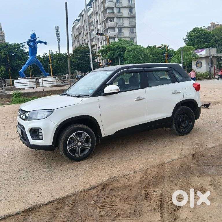 Maruti Suzuki Brezza 1.5 Lxi Smart Hybrid, 2020, Petrol