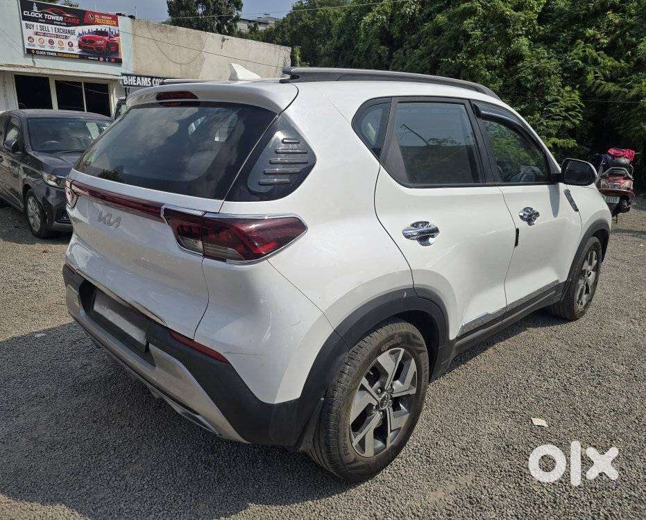 Kia Sonet 1.5 Htx Plus Diesel Imt Dual Tone, 2023, Diesel