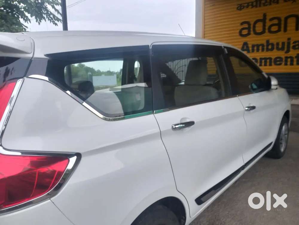 Maruti Suzuki Ertiga Vxi Shvs 2025
