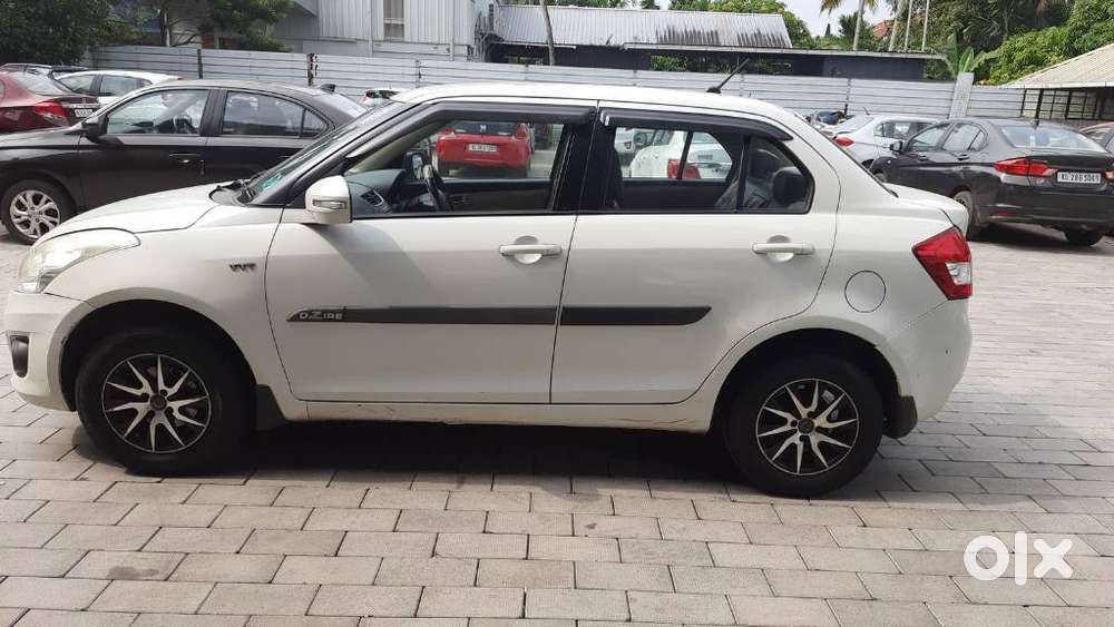 Maruti Suzuki Swift Dzire Vxi(o) Mt, 2013, Petrol