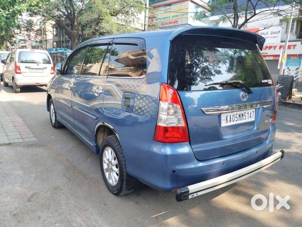 Toyota Innova 2.5 V 8 Str, 2013, Diesel