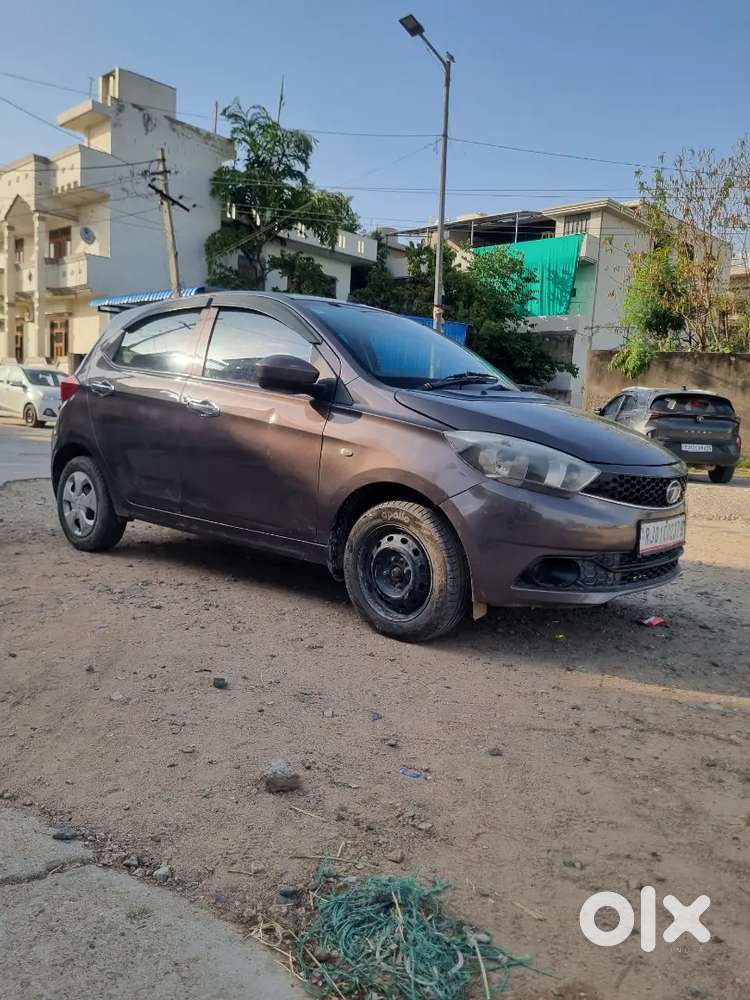 Tata Tiago 2017 Petrol 94000 Km Driven
