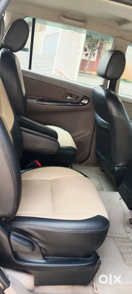 Toyota Innova 2.5 V 7 Str, 2015, Diesel