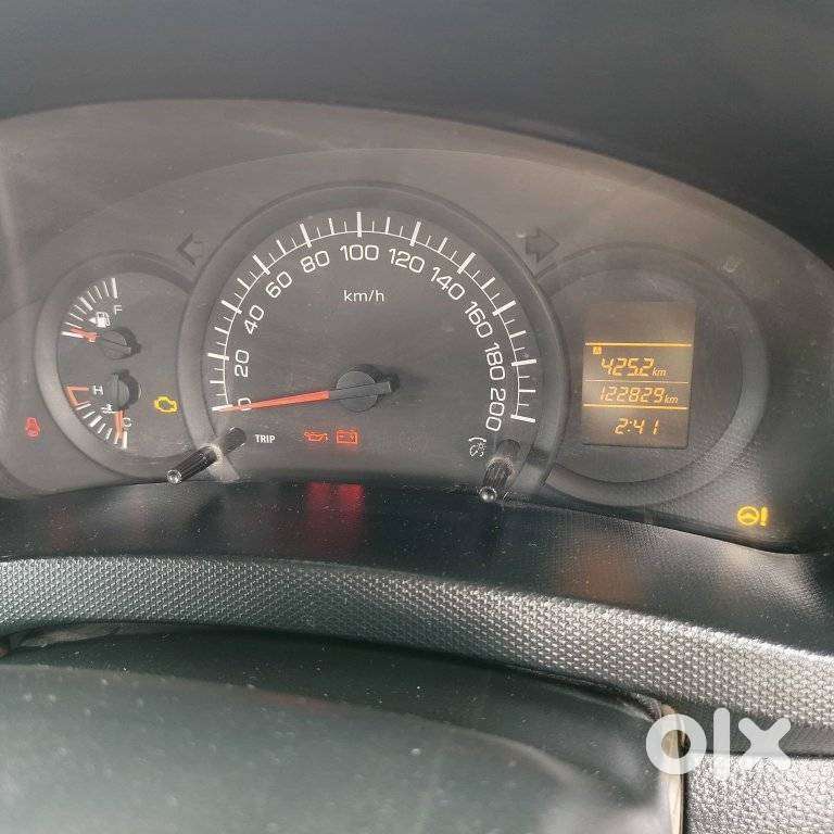 Maruti Suzuki Swift 1.2 Lxi (o), 2012, Petrol