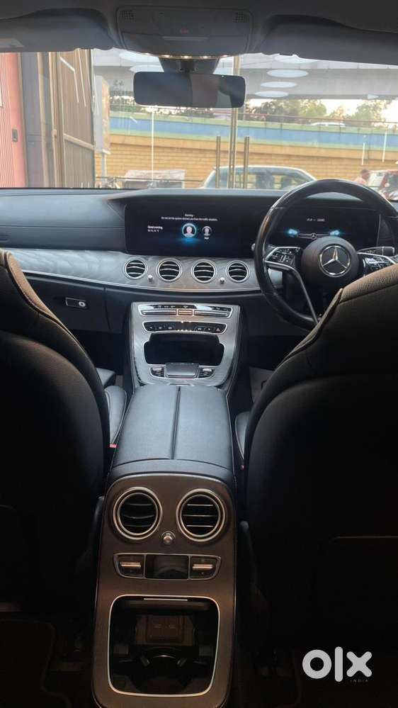 Mercedes-benz E-class E 220d Exclusive, 2023, Petrol