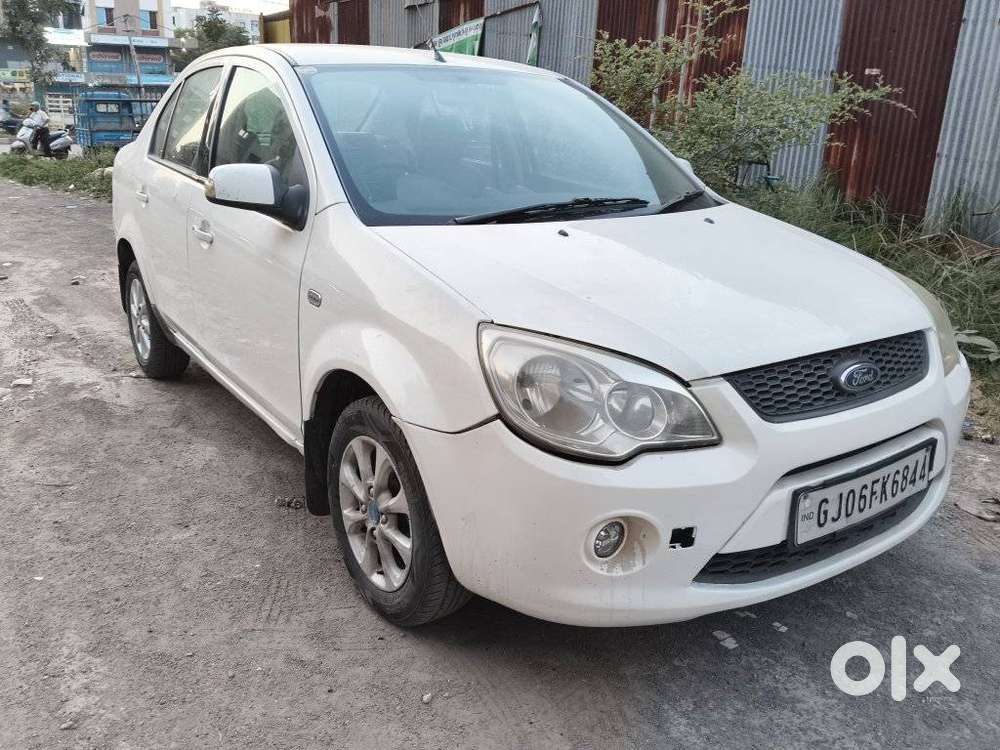 Ford Fiesta Petrol Titanium, 2012, Petrol
