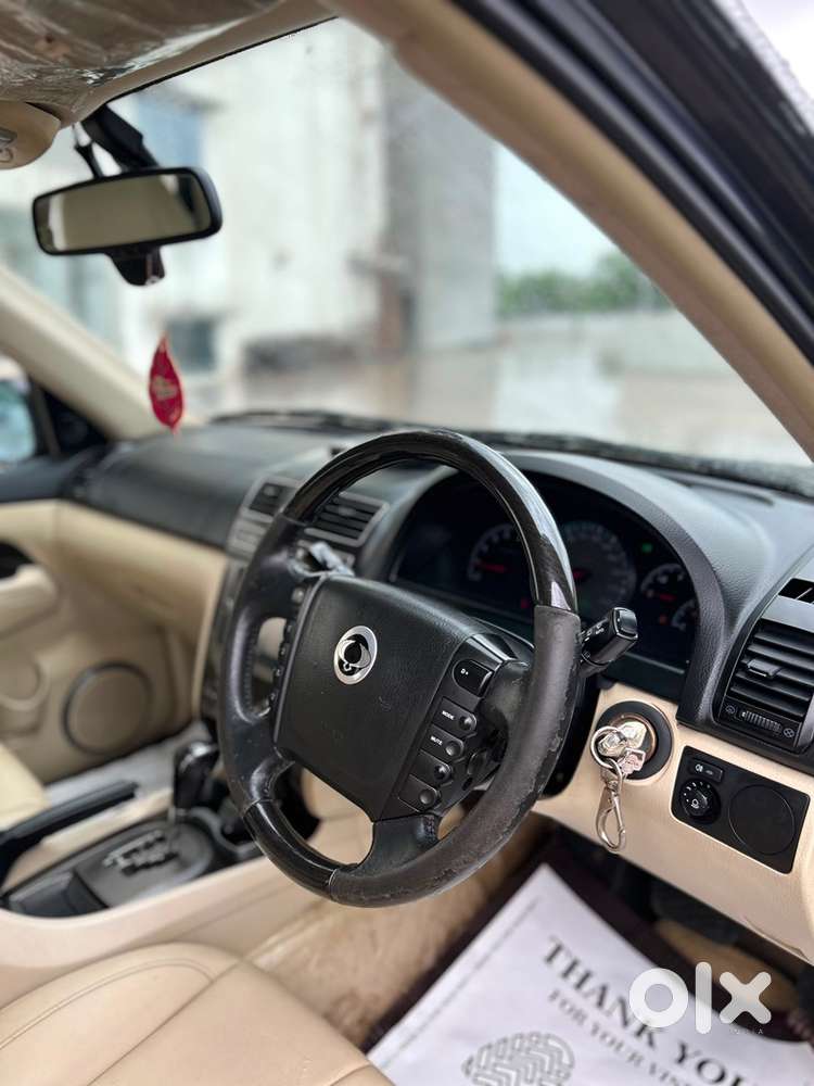 Mahindra Ssangyong Rexton 2015