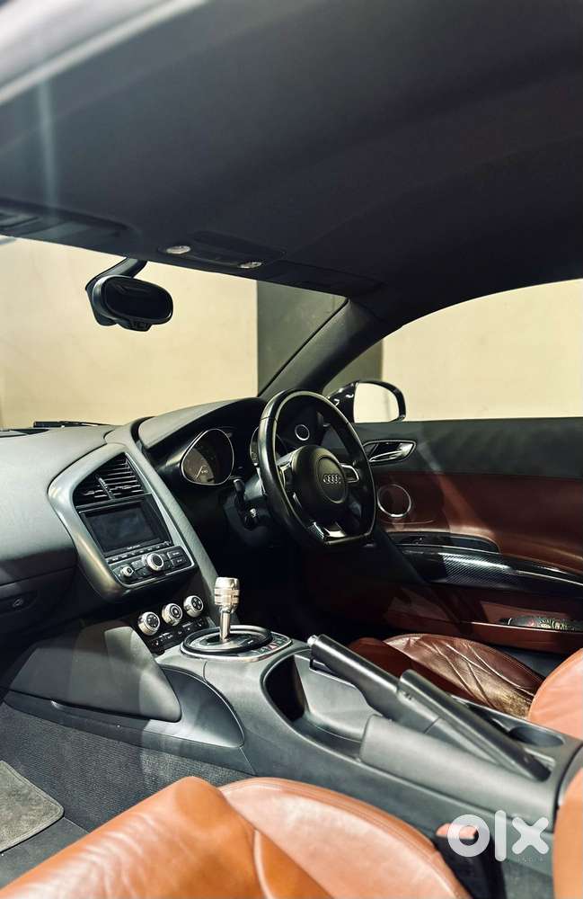 Audi R8 5.2 V10 Spyder, 2011, Petrol