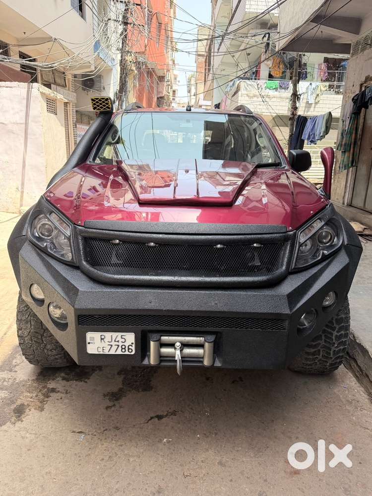 Isuzu D-max V-cross July 2018