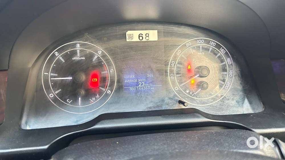 Toyota Innova Crysta 2.4 G Mt 8s, 2017, Diesel