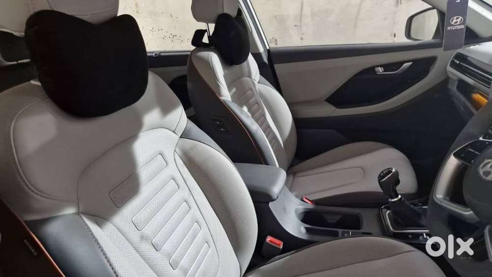 Almost Brand New Creta Diesel Manual King Edition - Dual Tone