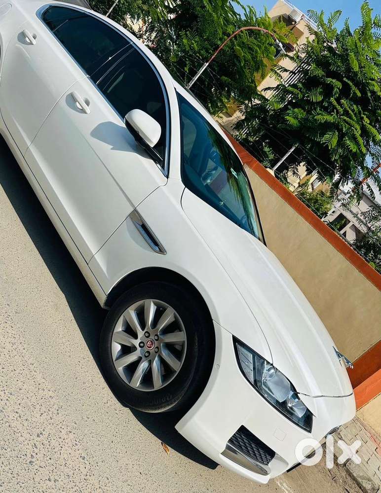 Jaguar Xf 2018 Diesel Well Maintained