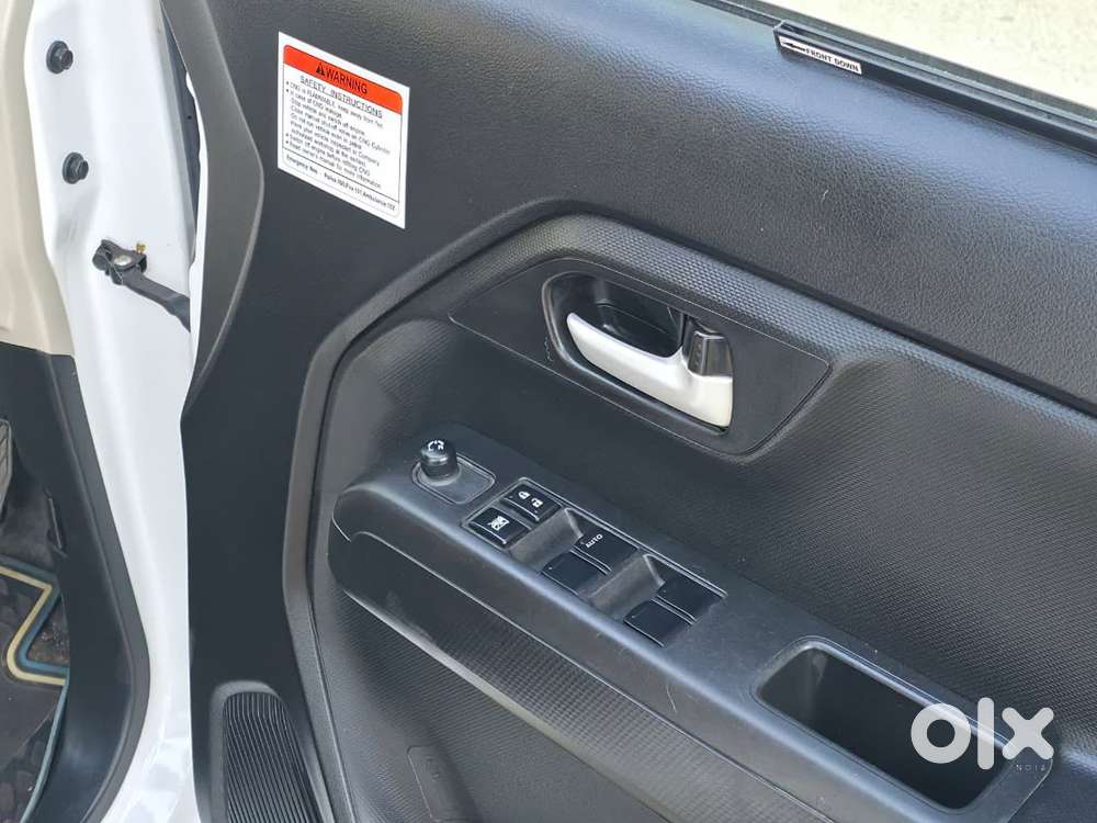 Maruti Suzuki Wagon R 1.0 Vxi Cng, 2025, Cng & Hybrids
