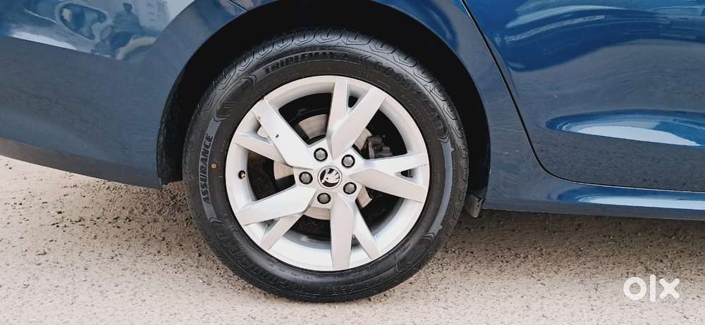 Skoda Octavia 2.0 Style Tsi At, 2021, Petrol