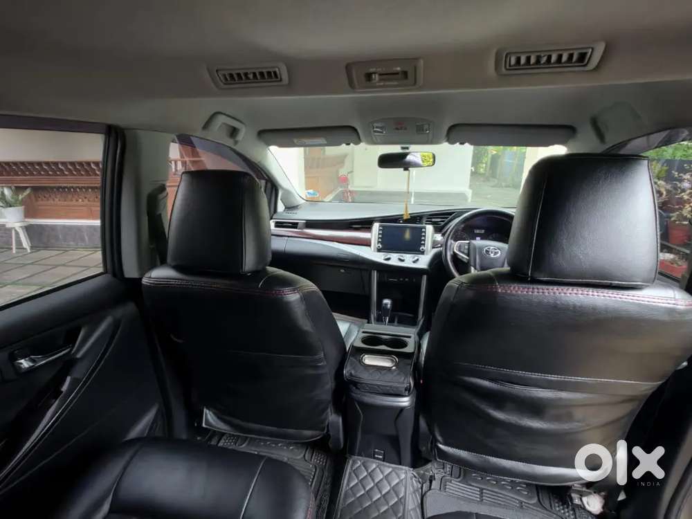 Toyota Innova Crysta 2021