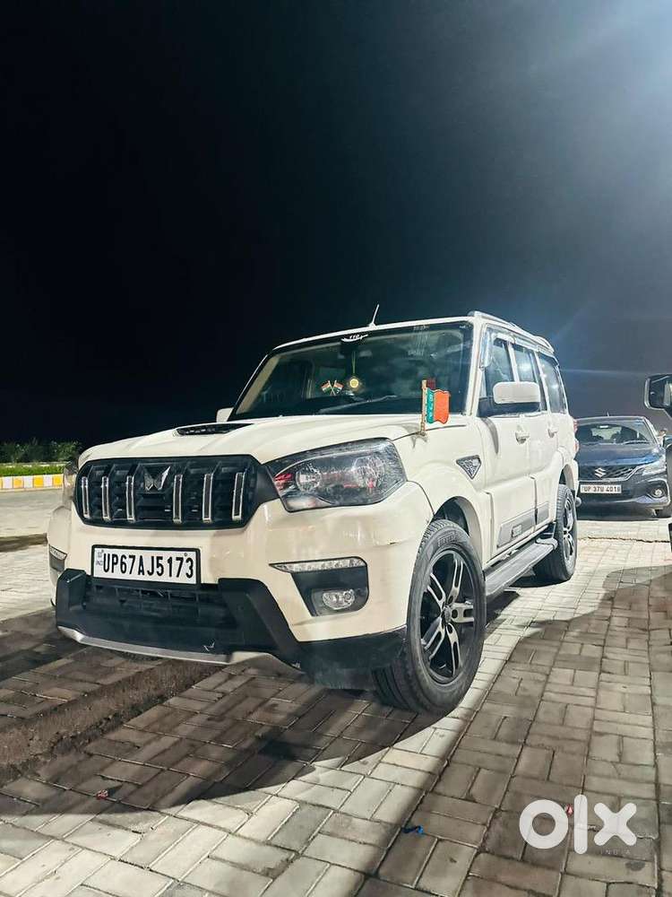 Mahindra Scorpio Classic 2023 Diesel 52000 Km Driven