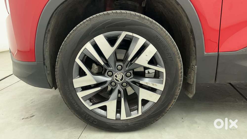 Skoda Kylaq Prestige, 2025, Petrol