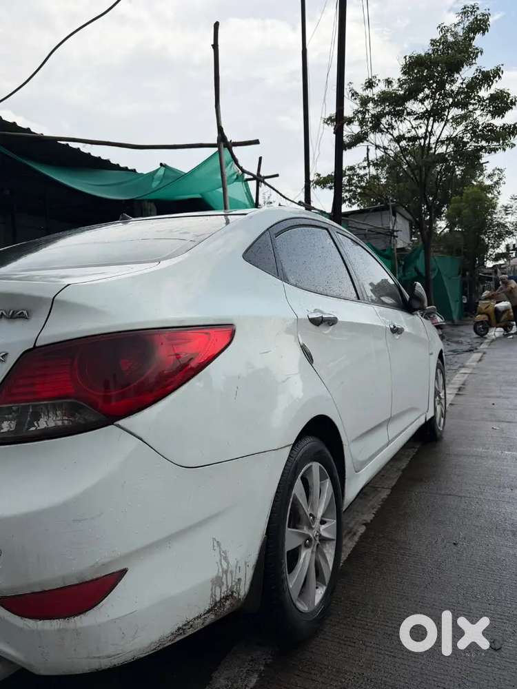 Hyundai Verna Crdi Sx 2011 Diesel Manual