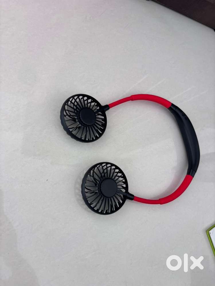 Portable neck fan