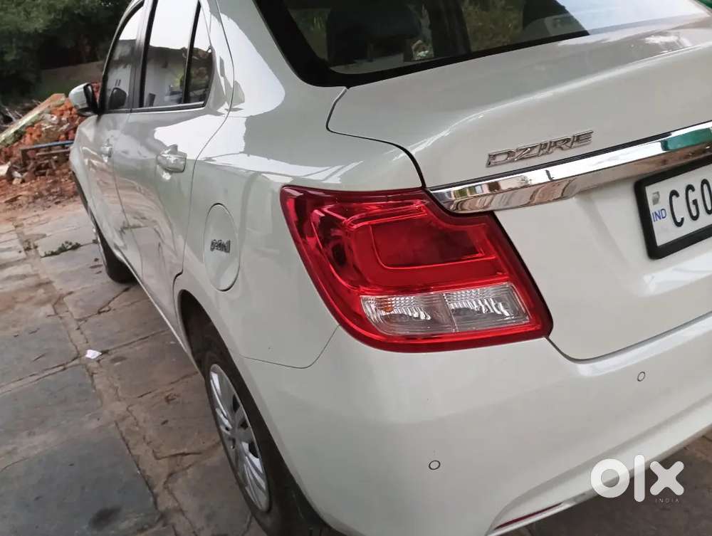 Maruti Suzuki Dzire Desember 2023 Petrol 26000 Km Driven